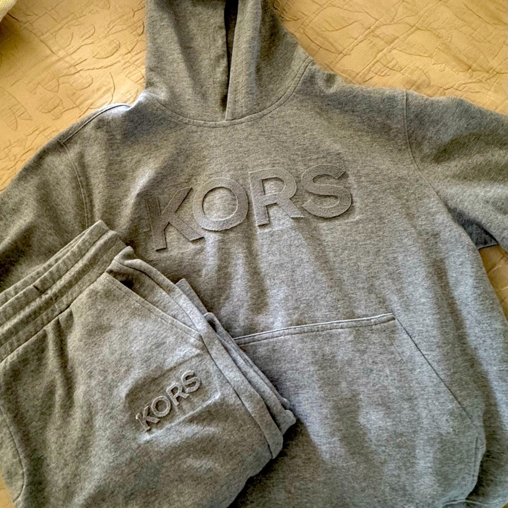 Gray Sweatshirt and Sweatpants Set